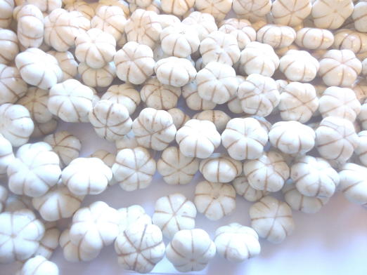 (image for) White flower Beads #BS1266 - Click Image to Close